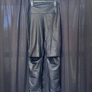 Pleather black stretchy leggings